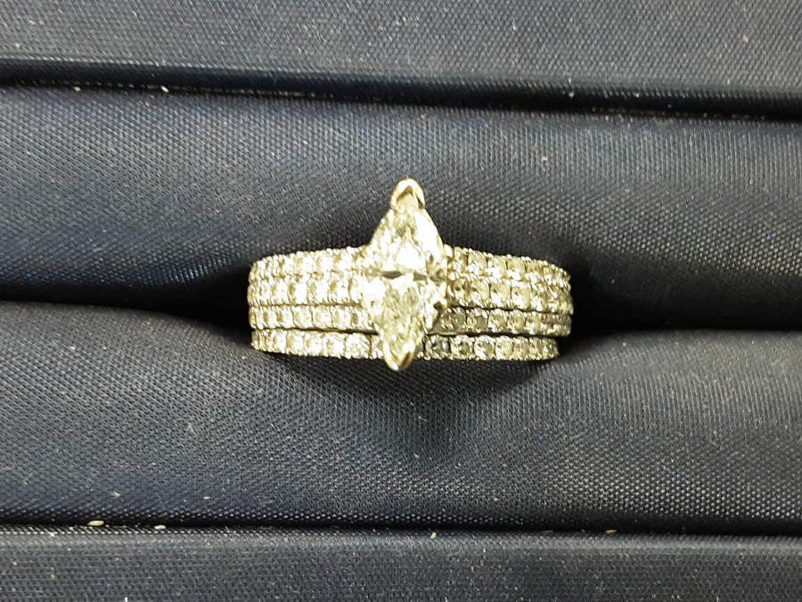 Ring - Wedding Set - White Gold 14k (.585) 6.2 grams Size 7