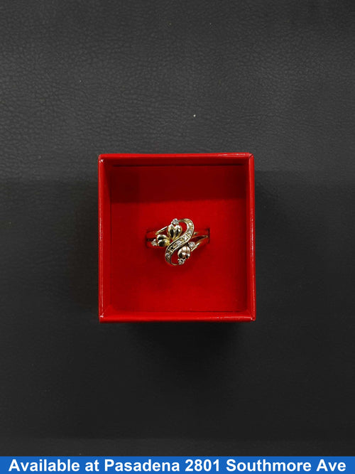 Women's Ring - Yellow Gold 14k (.585) 4.8 grams Size 7