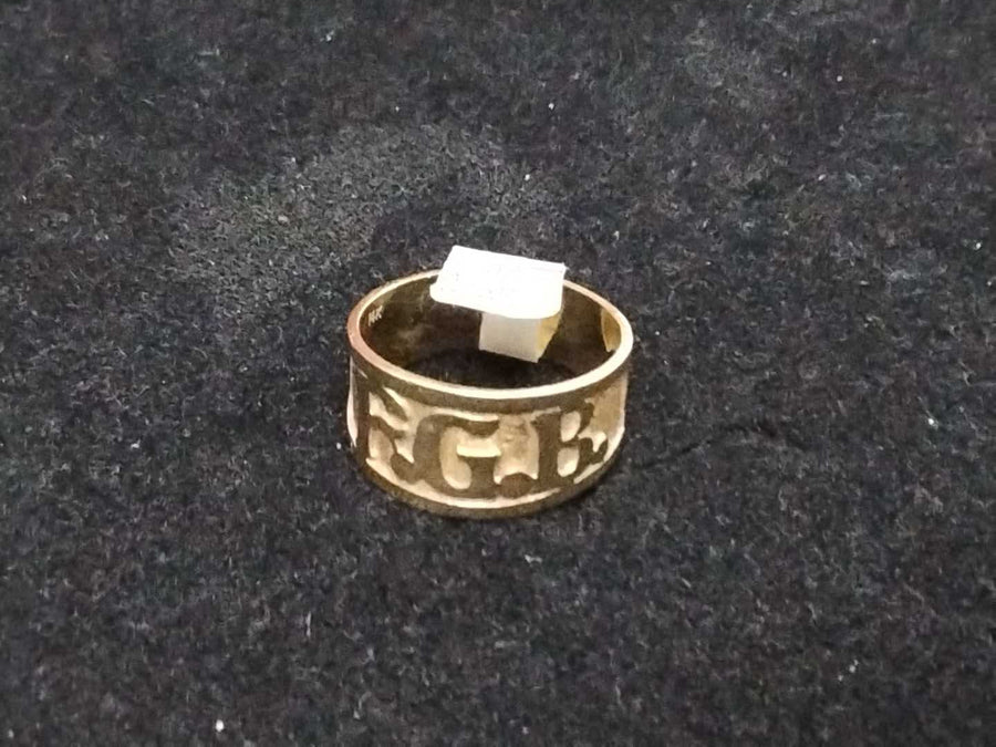 Men's Ring - Yellow Gold 14k (.585) 7.7 grams Size 8