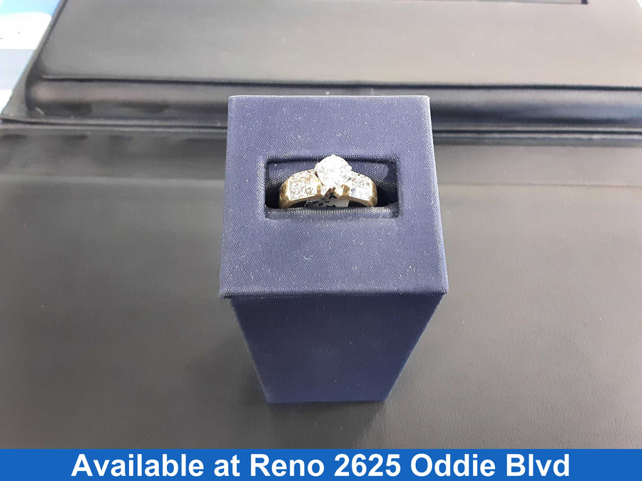 Women's Ring - Yellow Gold 18k (.750) 6.7 grams Size 6