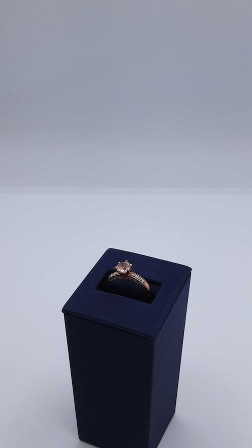 Women's Ring - Solitaire - Rose Gold 10k (.417) 2.3 grams Size 8
