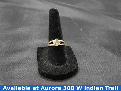 Women's Ring - Yellow Gold 14k (.585) 2 grams Size 6