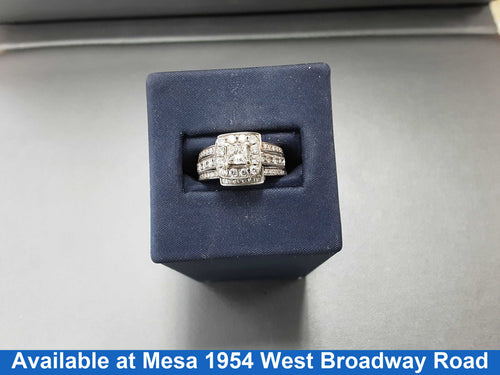 Women's Ring - White Gold 14k (.585) 8.4 grams Size 7.5