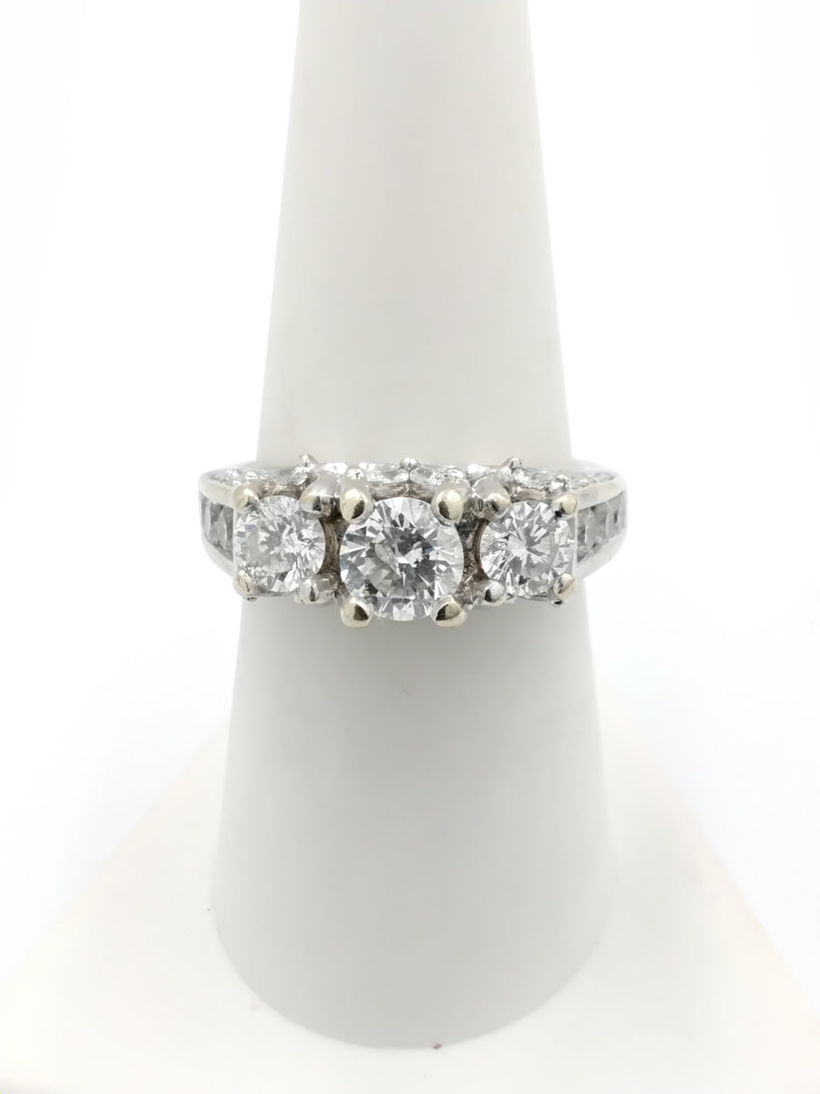 Women's Ring - White Gold 14k (.585) 7.9 grams Size 8.5