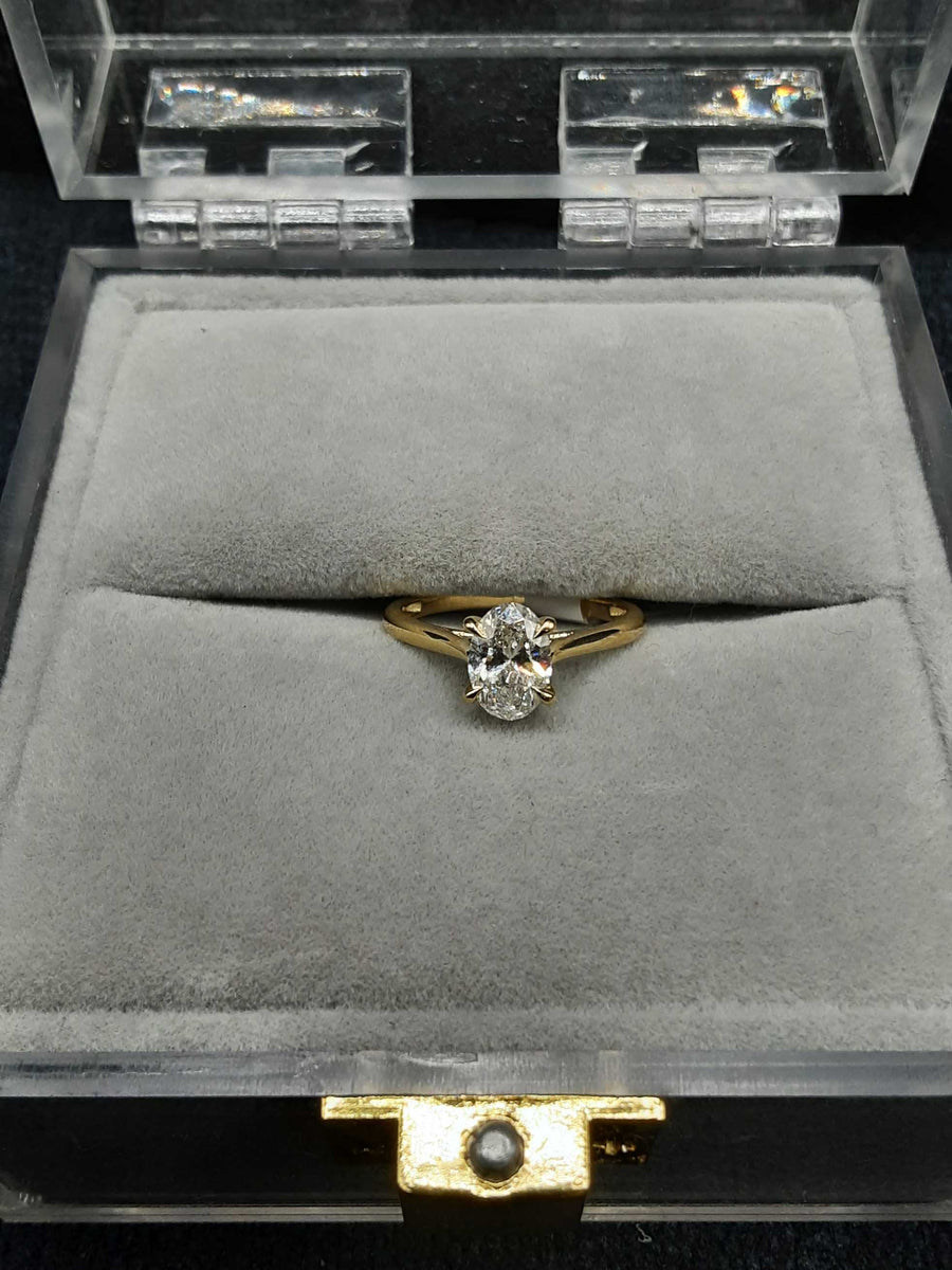 Women's Solitaire