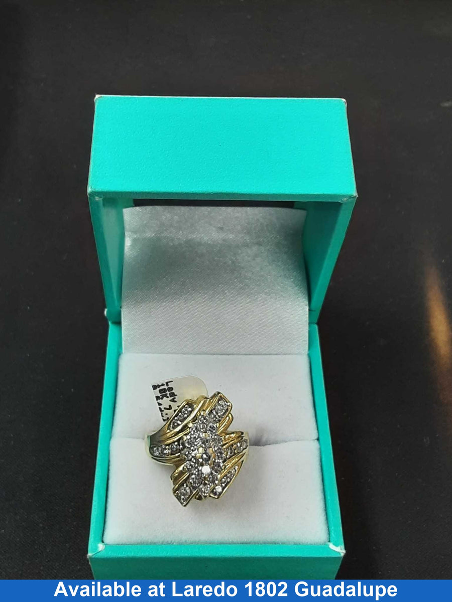 Women's Ring - Yellow Gold 10k (.417) 7.3 grams Size 10