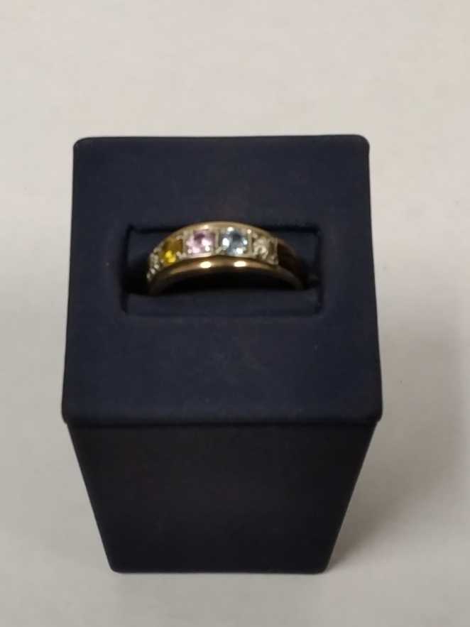 Women's Ring - Yellow Gold 14k (.585) 3.2 grams Size 20