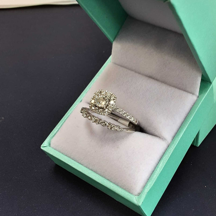 Ring - Engagement Set - White Gold 10k (.417) 3.7 grams Size 8