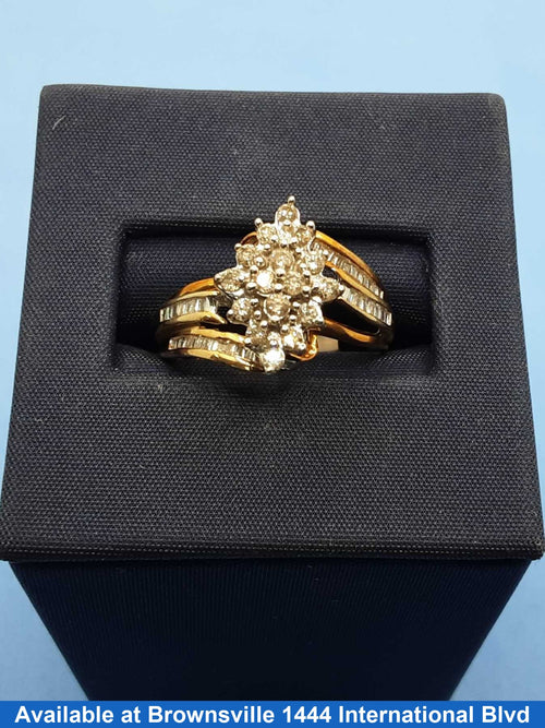 Women's Ring - Yellow Gold 10k (.417) 2.7 grams Size 7.5