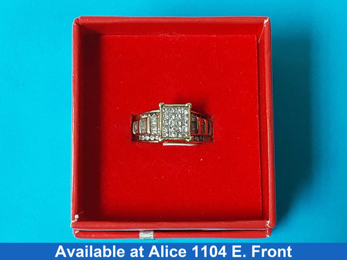 Ring - Wedding Set - Yellow Gold 10k (.417) 5.6 grams Size 7.5