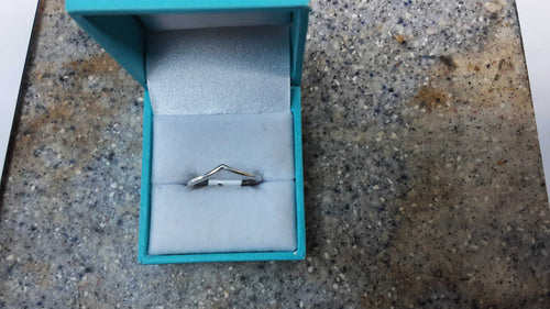 Women's Ring - Silver 1.3 grams Size 7