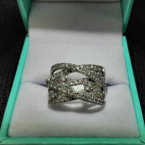 Women's Ring - White Gold 14k (.585) 7.5 grams Size 6.5