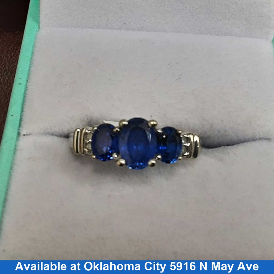 Women's Ring - White Gold 10k (.417) 2.9 grams Size 9.5