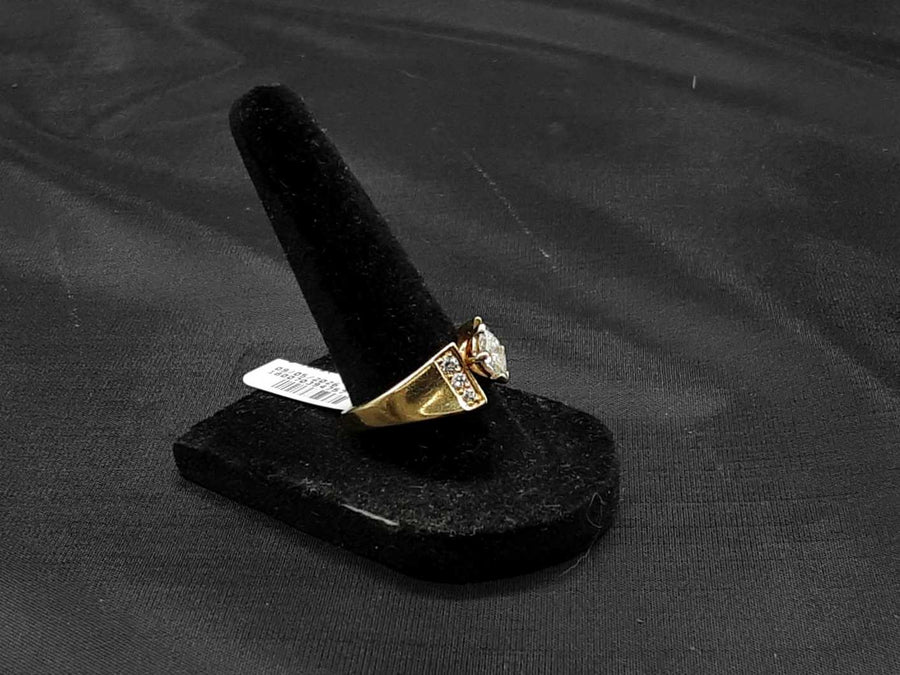 Women's Ring - Solitaire - Yellow Gold 14k (.585) 5.8 grams Size 8.5