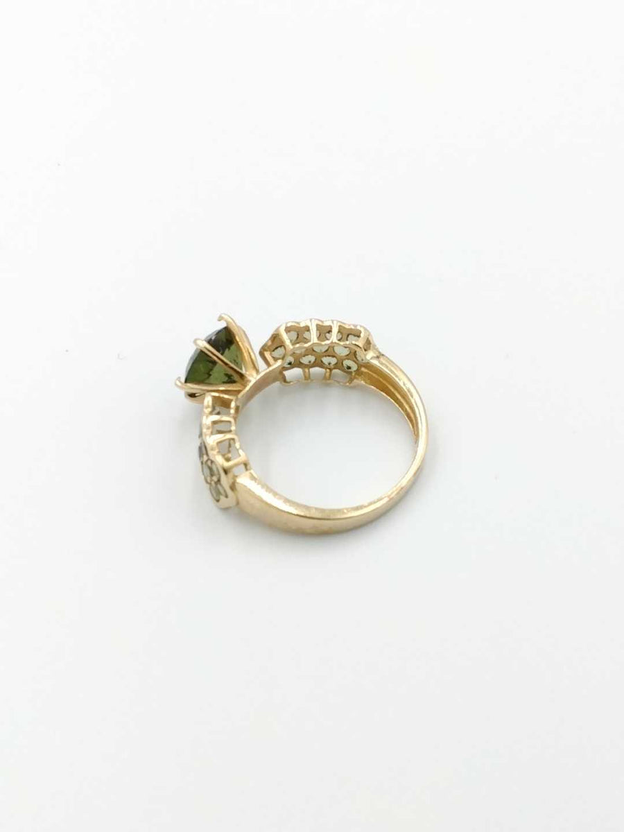 Women's Ring - Yellow Gold 10k (.417) 2.69 grams Size 7.5