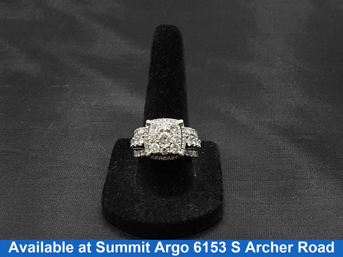 Women's Ring - White Gold 10k (.417) 10 grams Size 7.5