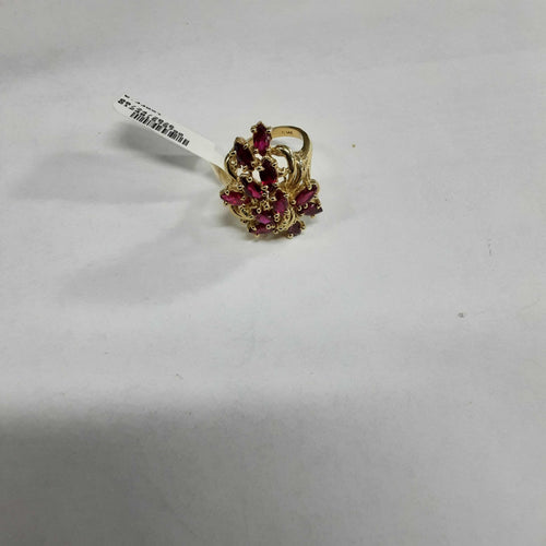 Women's Ring - Yellow Gold 14k (.585) 7.9 grams Size 7.5