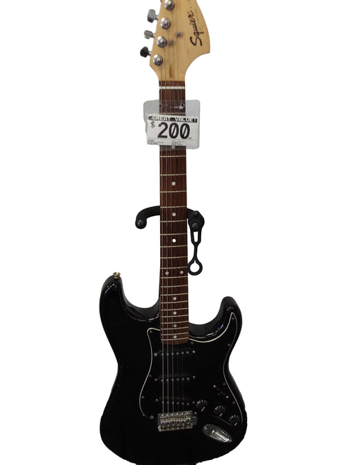 Fender Strat Affinity Series Black Electric Classic Guitar