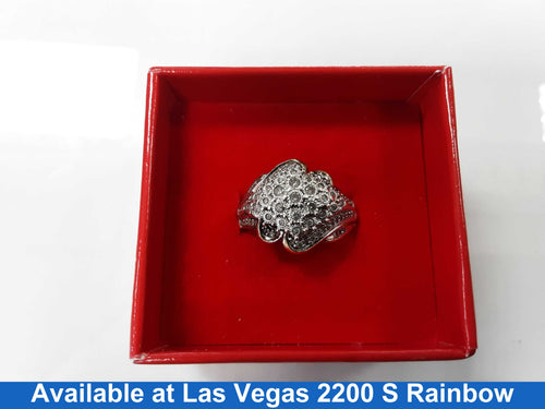 Women's Ring - Silver 6.7 grams Size 7.5