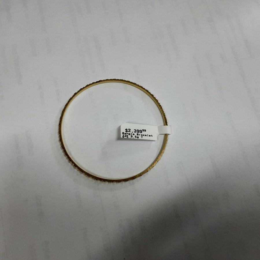 Bangle Bracelet - Yellow Gold 22k (.917) 9.5 grams 5 inch