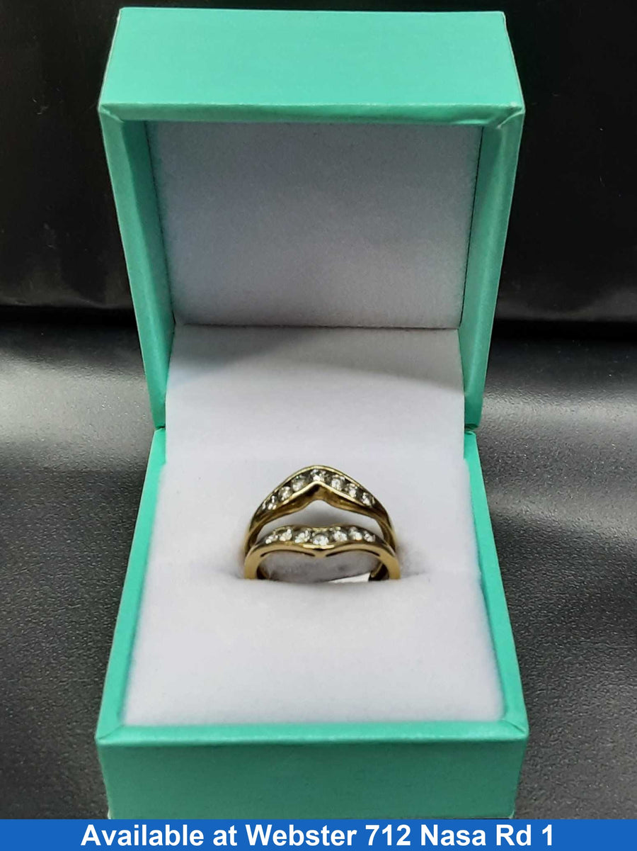 Women's Ring - Yellow Gold 14k (.585) 3.7 grams Size 4.5