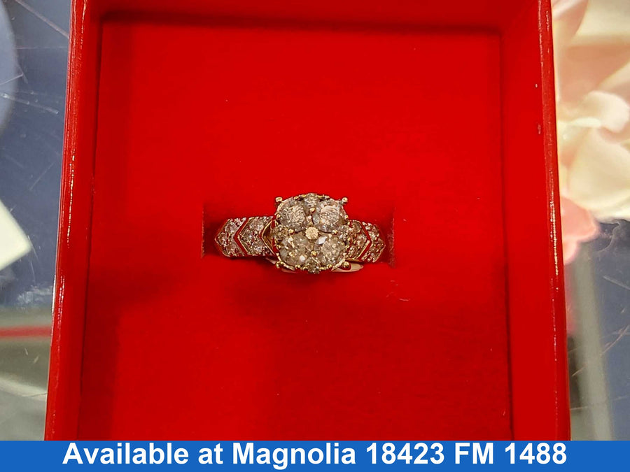 Women's Ring - Yellow Gold 10k (.417) 3.2 grams Size 7