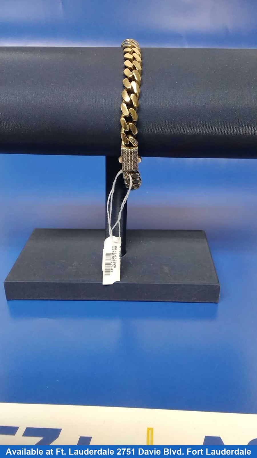 Cuban Link Bracelet - Yellow Gold 10k (.417) 14 grams 8 inch