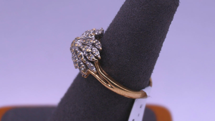 Women's Ring - Yellow Gold 10k (.417) 3.1 grams Size 7