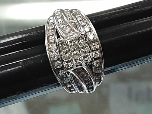 Women's Ring - White Gold 14k (.585) 7.5 grams Size 6