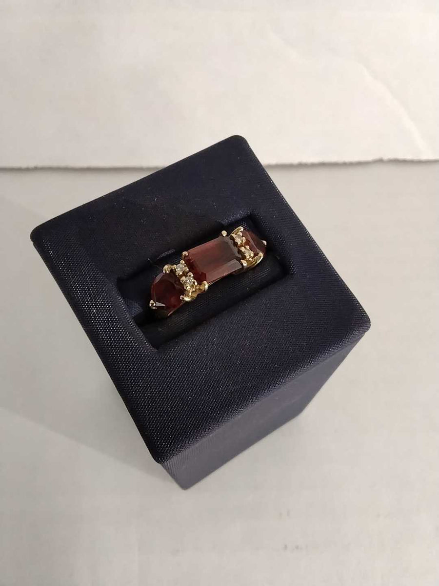 Women's Ring - Yellow Gold 14k (.585) 3.4 grams Size 8