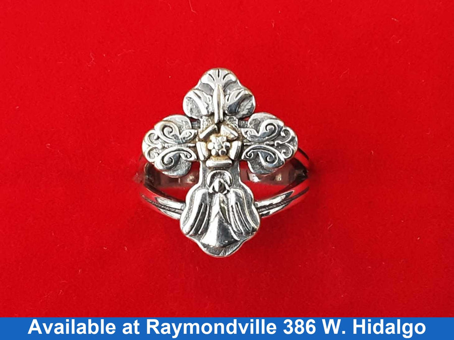 Women's Ring - Silver 4.8 grams Size 7