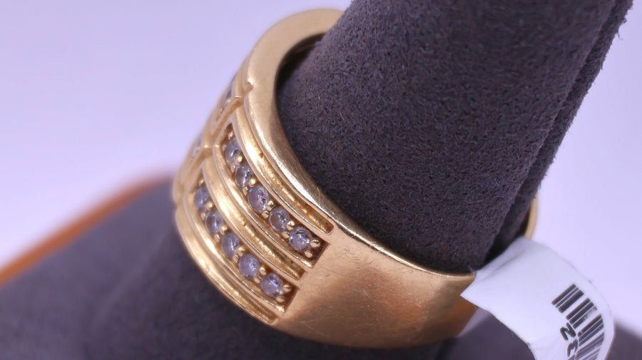 Men's Ring - Yellow Gold 14k (.585) 13.6 grams Size 10.5