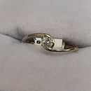 Women's Ring - Solitaire - White Gold 10k (.417) 0.9 grams Size 7