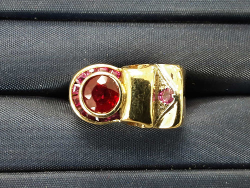 Men's Ring - Yellow Gold 14k (.585) 7.9 grams Size 8