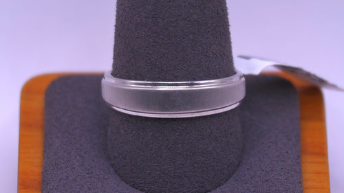 Ring - Wedding Band - White Gold 10k (.417) 4.2 grams Size 11