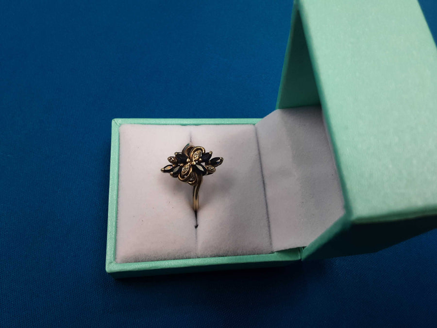 Women's Ring - Yellow Gold 10k (.417) 2.5 grams Size 7.5