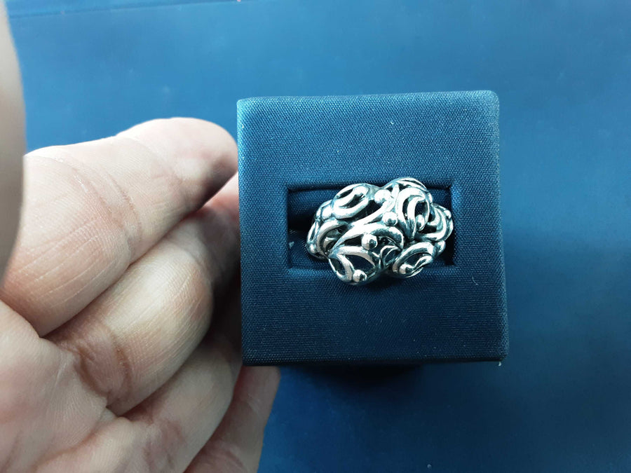 Women's Ring - Silver 5.7 grams Size 7