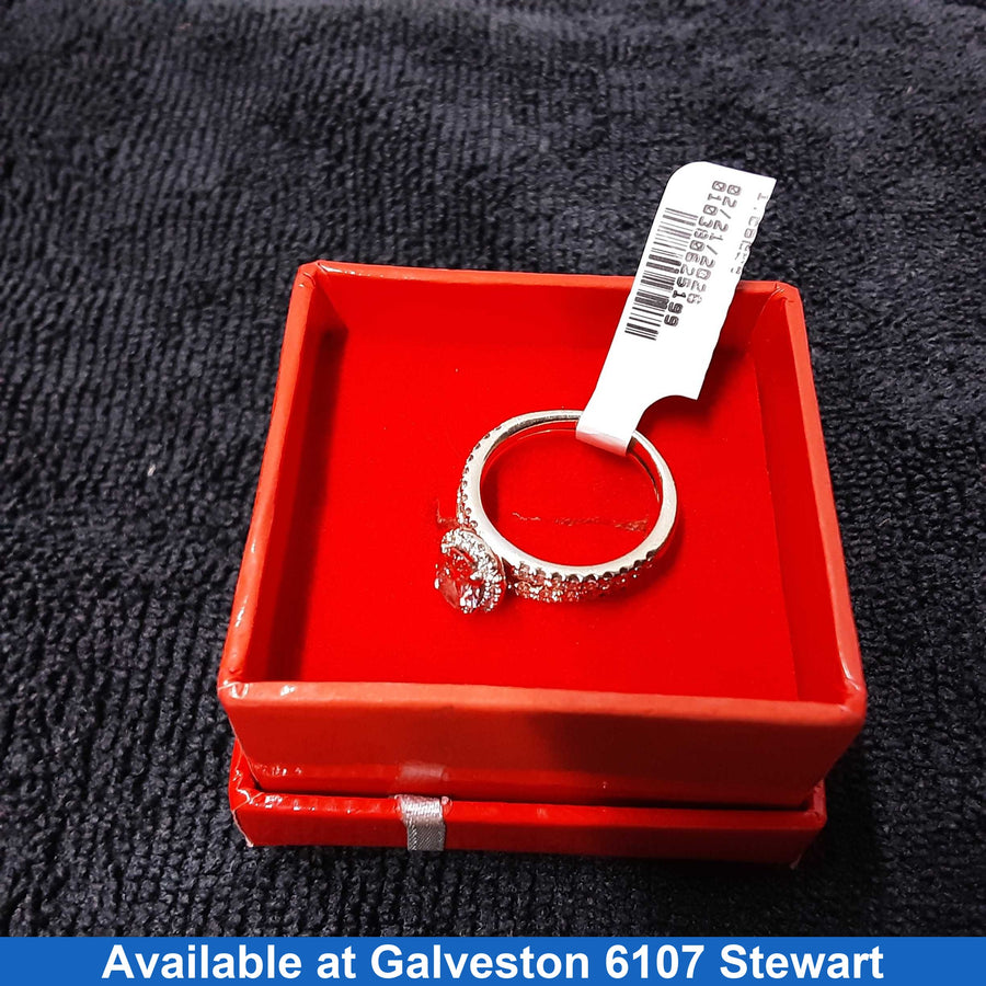 Women's Ring - Tricolor Gold 14k (.585) 4.8 grams Size 5