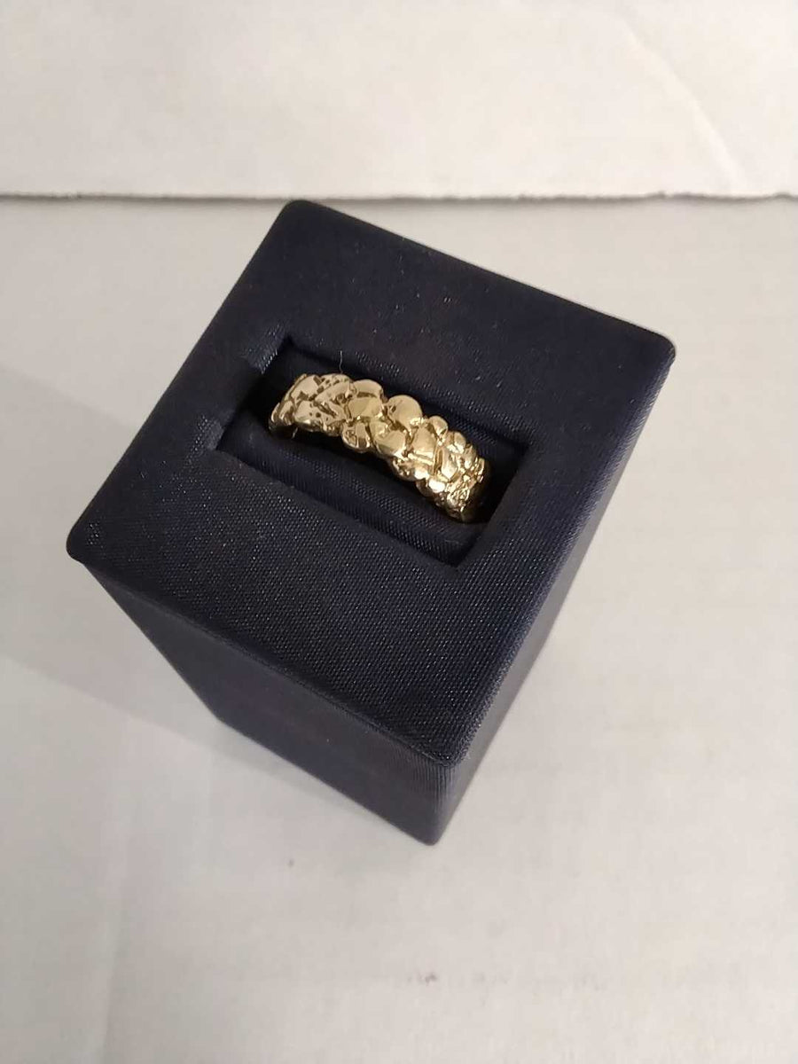 Men's Ring - Yellow Gold 14k (.585) 3.6 grams Size 8.5
