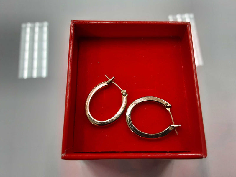 Yellow Gold 10k (.417) 2.1 grams