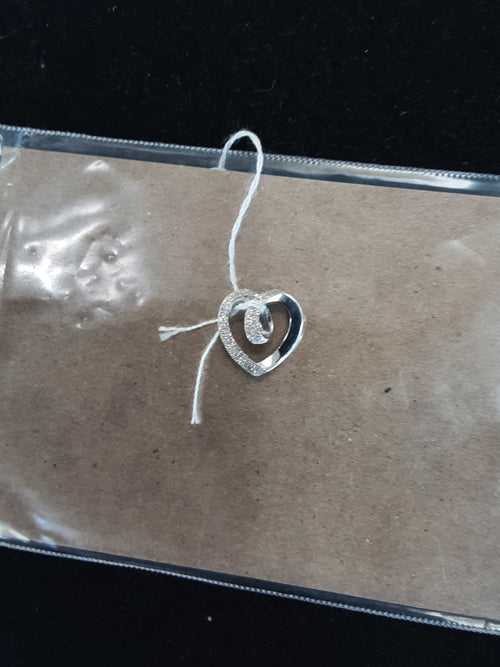 Symbol Pendant - White Gold 14k (.585) 1.6 grams