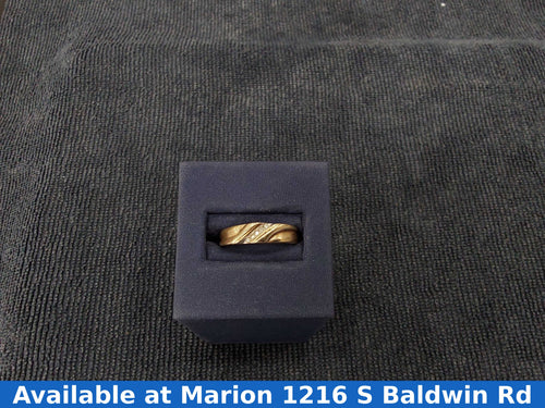 Ring - Wedding Band - Yellow Gold 10k (.417) 2.3 grams Size 8