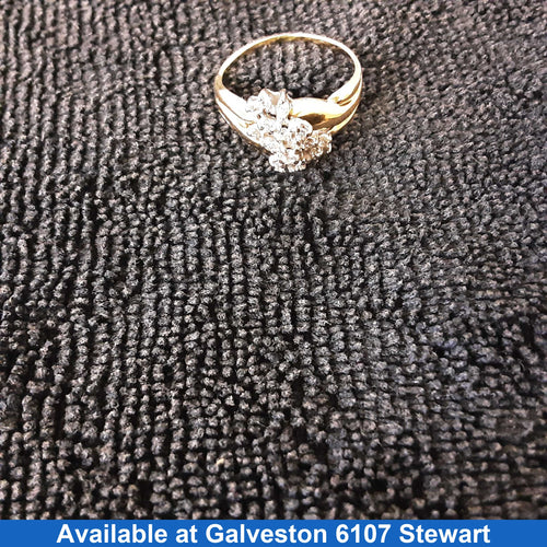 Women's Ring - Yellow Gold 14k (.585) 3.6 grams Size 9