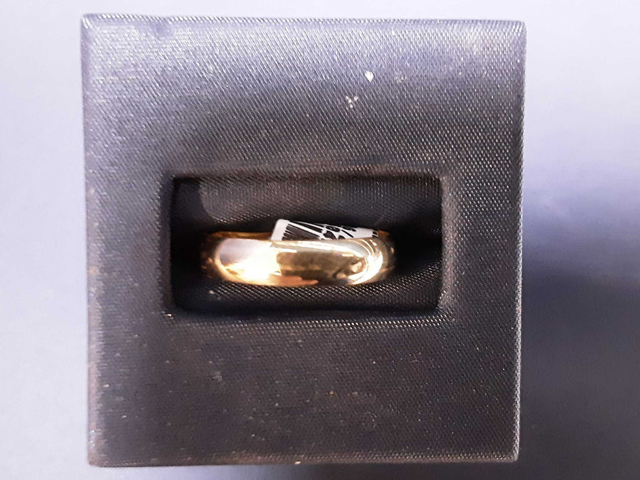 Ring - Wedding Band - Yellow Gold 14k (.585) 2.7 grams Size 7