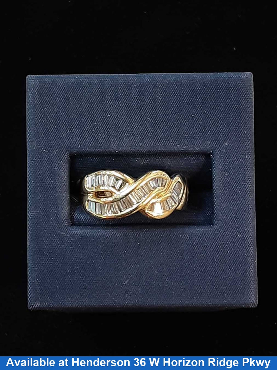 Women's Ring - Yellow Gold 14k (.585) 5.1 grams Size 5.5