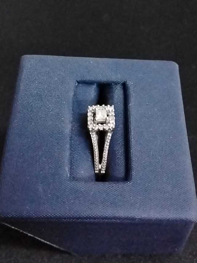 Women's Ring - White Gold 10k (.417) 1.9 grams Size 20