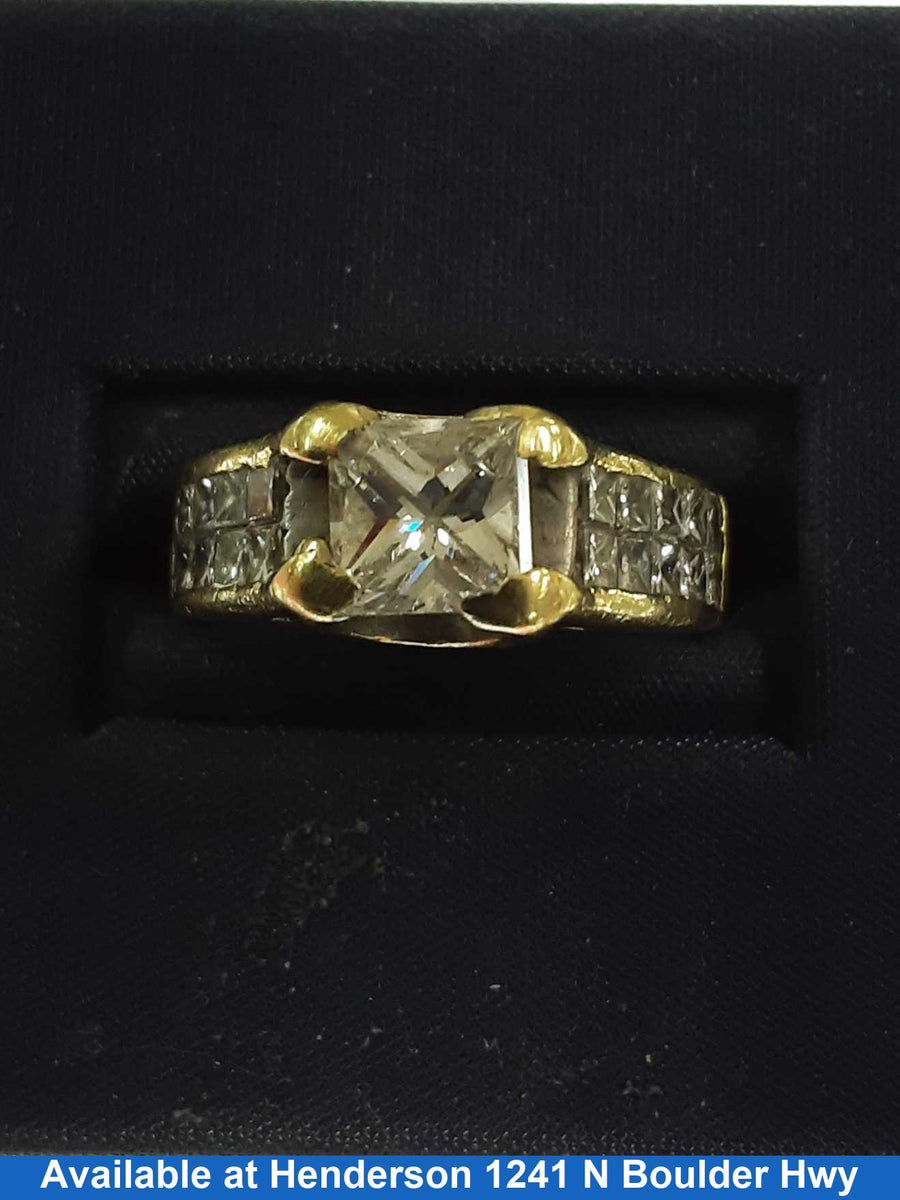 Women's Ring - Yellow Gold 18k (.750) 8.4 grams Size 20