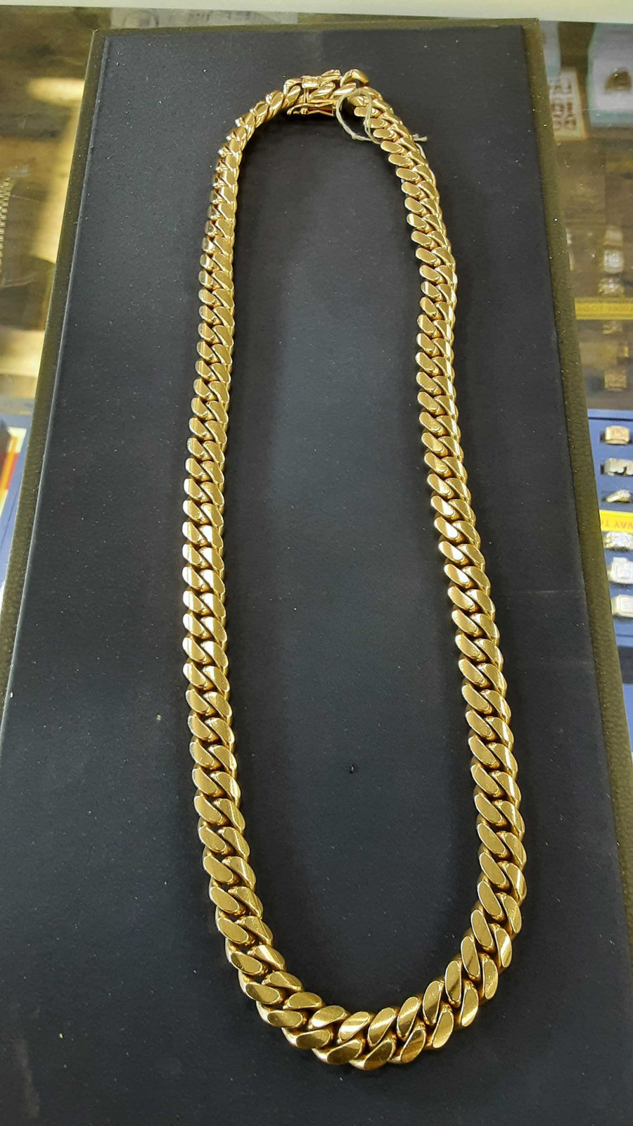 Cuban Link Chain - Yellow Gold 14k (.585) 248.9 grams 24 inch