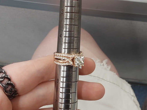 Ring - Engagement Set - Rose Gold 14k (.585) 8 Grams Size 5