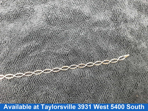 Link Bracelet - Tricolor Gold 14k (.585) 2.7 grams 7 inch